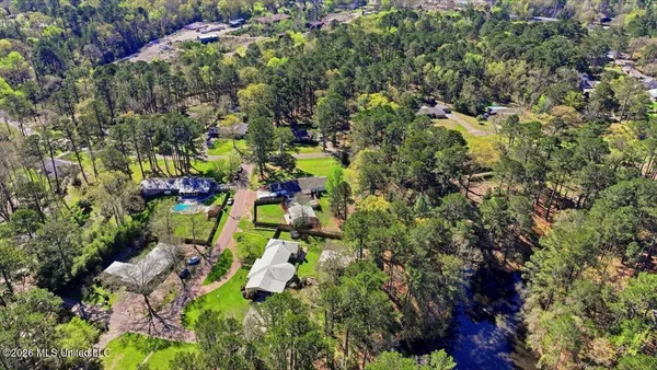 $299,900 | 701 Mangum Avenue, Mendenhall, MS 39114