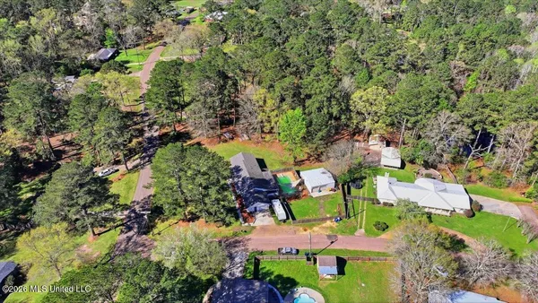 $299,900 | 701 Mangum Avenue, Mendenhall, MS 39114