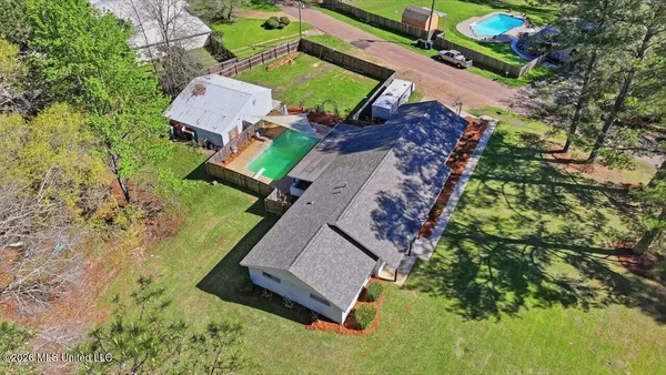 $299,900 | 701 Mangum Avenue, Mendenhall, MS 39114