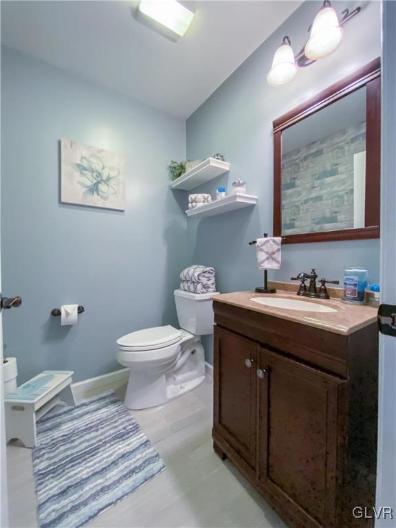 305 Service Road Effort, PA 18330 - Photo 11 of 31 Half Bath First Floor