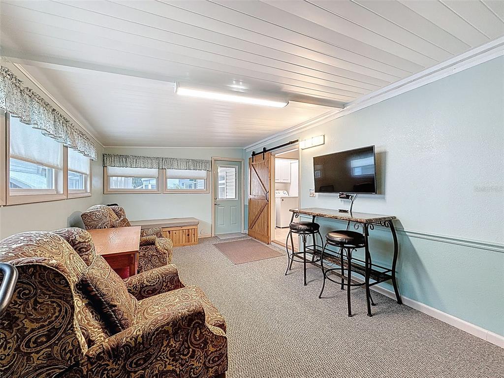 1001 Starkey Road, Unit 259 Largo, FL 33771 - Photo 19 of 30 Family Room