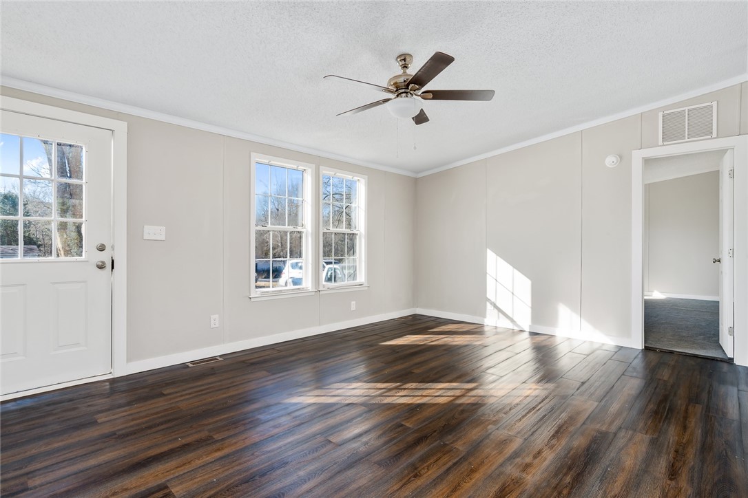 114 Prairie Lane Anderson, SC 29624 - Photo 7 of 28 Gallery Image 7