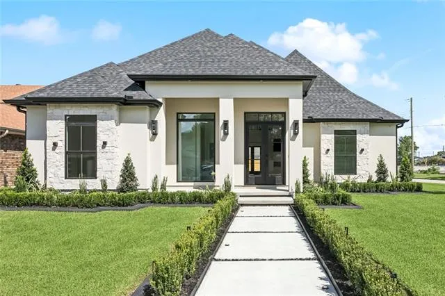 $459,900 | 3201 Karen Drive, Chalmette, LA 70043