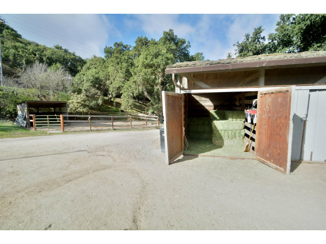 25200 Hidden Mesa Road Monterey, CA 93940 - Photo 12 of 25 Gallery Image 12