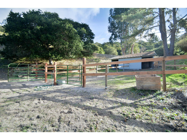 25200 Hidden Mesa Road Monterey, CA 93940 - Photo 9 of 25 Gallery Image 9