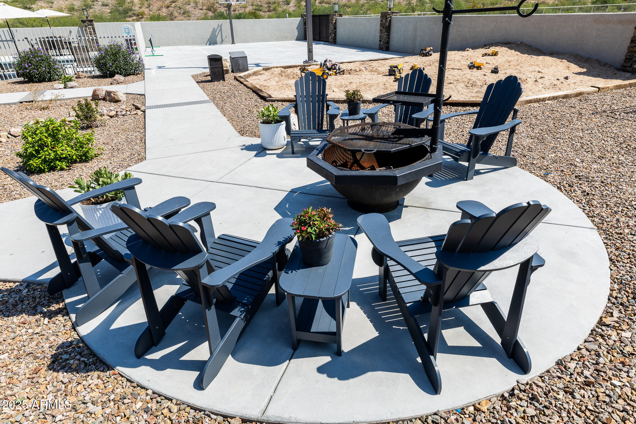 1778 East Ramsey Road Benson, AZ 85602 - Photo 42 of 50 a view of a chairs and table in patio