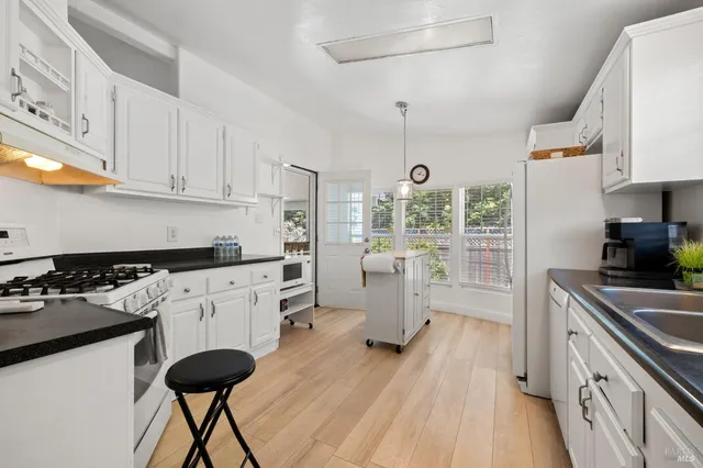 $310,000 | 58 Estrella Drive, Rohnert Park, CA 94928