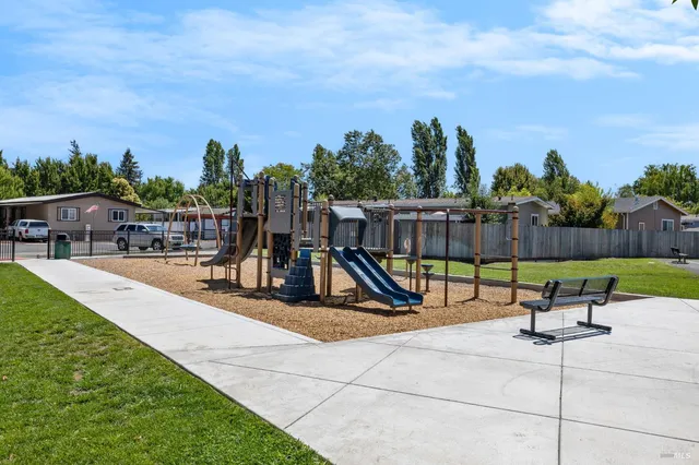 $310,000 | 58 Estrella Drive, Rohnert Park, CA 94928