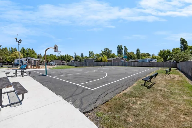 $310,000 | 58 Estrella Drive, Rohnert Park, CA 94928