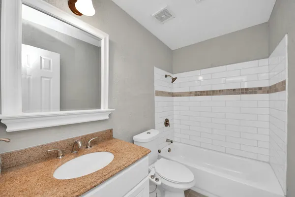 $2,100 | 22303 Acorn Chase Drive, Spring, TX 77389