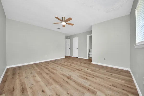 $2,100 | 22303 Acorn Chase Drive, Spring, TX 77389