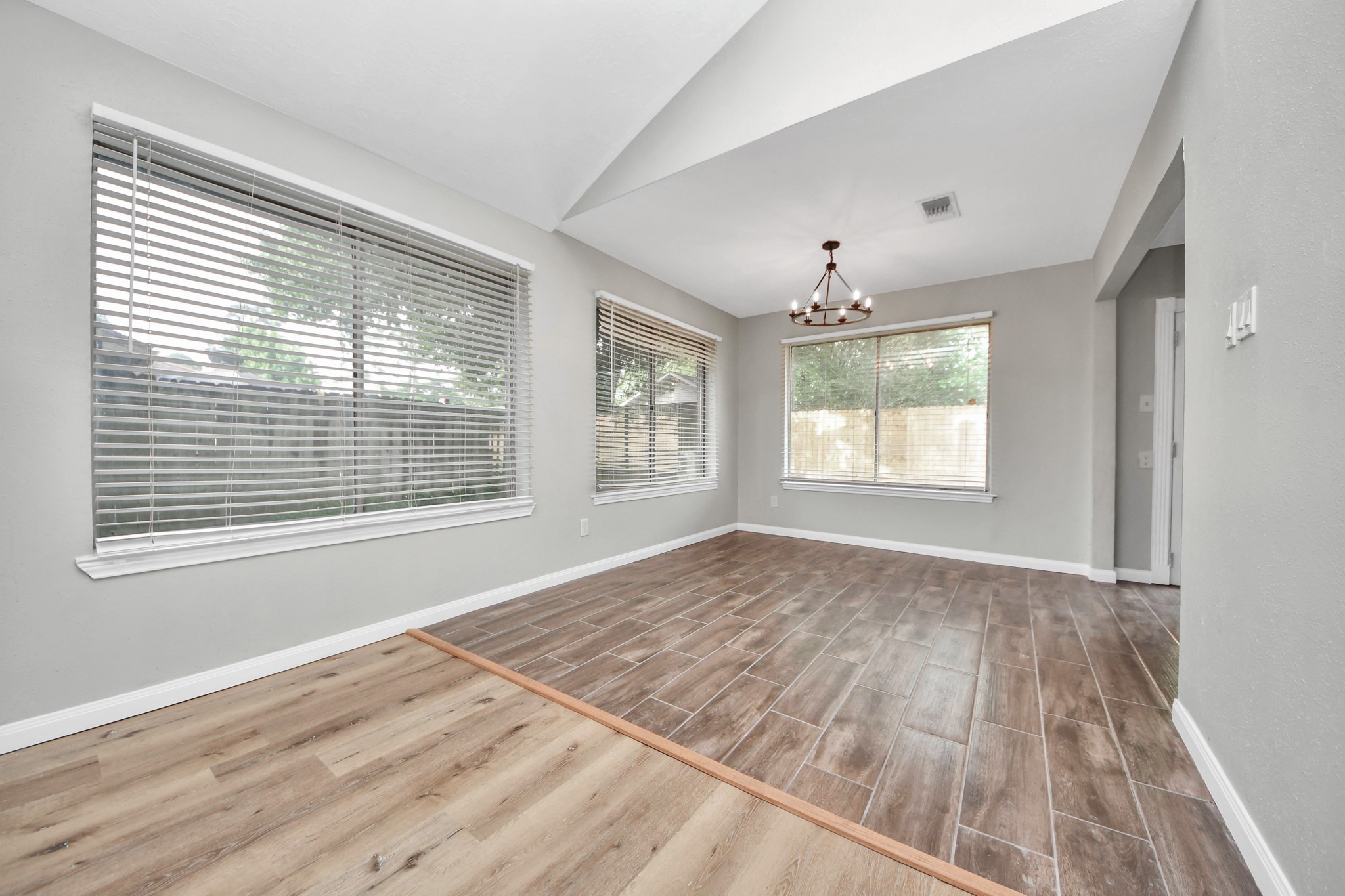 22303 Acorn Chase Drive Spring, TX 77389 - Photo 9 of 34