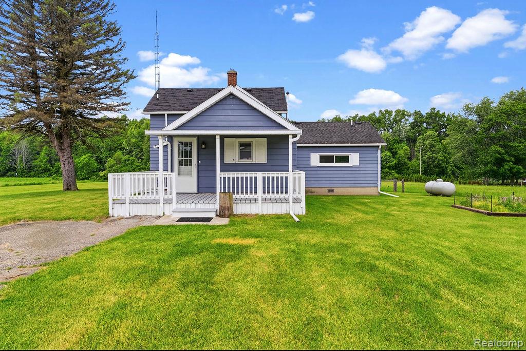 12466 Center Road Clio, MI 48420 - Photo 7 of 63