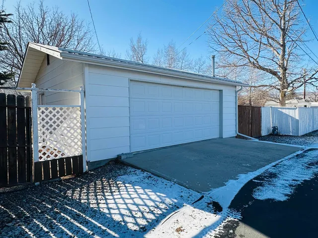 $415,000 | 550 Cliff Street, Lander, WY 82520