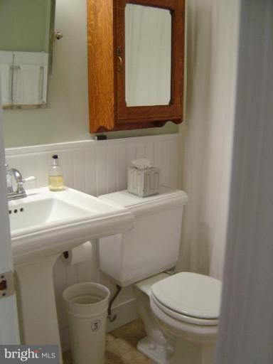 129 11th Street Northeast Washington, DC 20002 - Photo 19 of 30 Bath #1