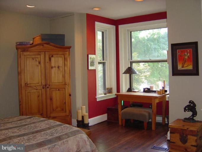 129 11th Street Northeast Washington, DC 20002 - Photo 20 of 30 Bedroom #2