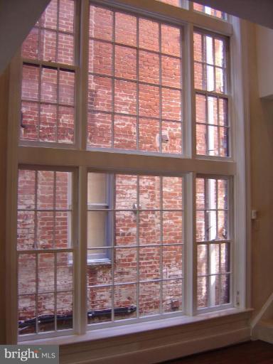 129 11th Street Northeast Washington, DC 20002 - Photo 8 of 30 Unique #1