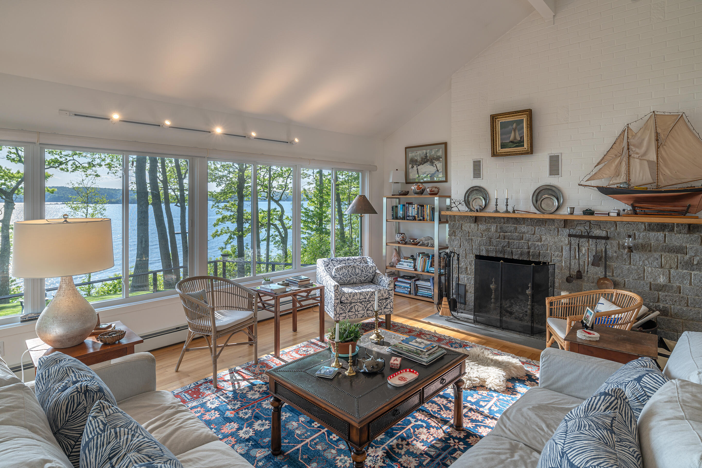 637 Ocean Point Road Boothbay, ME 04544 - Photo 9 of 19