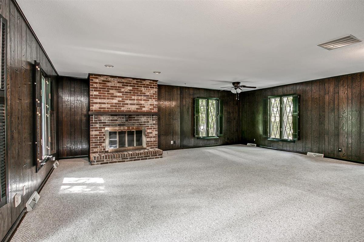 272 Summer Sound Road Piney Flats, TN 37686 - Photo 20 of 43 20-Den
