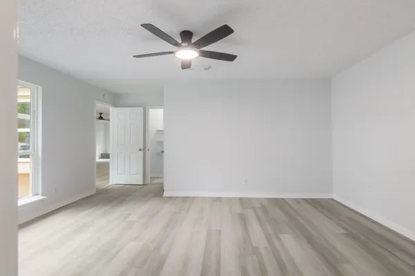 $269,900 | 3820 Evergreen Drive, Dickinson, TX 77539