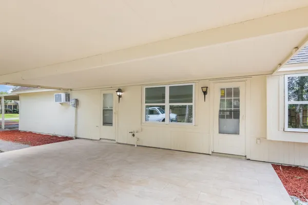 $269,900 | 3820 Evergreen Drive, Dickinson, TX 77539