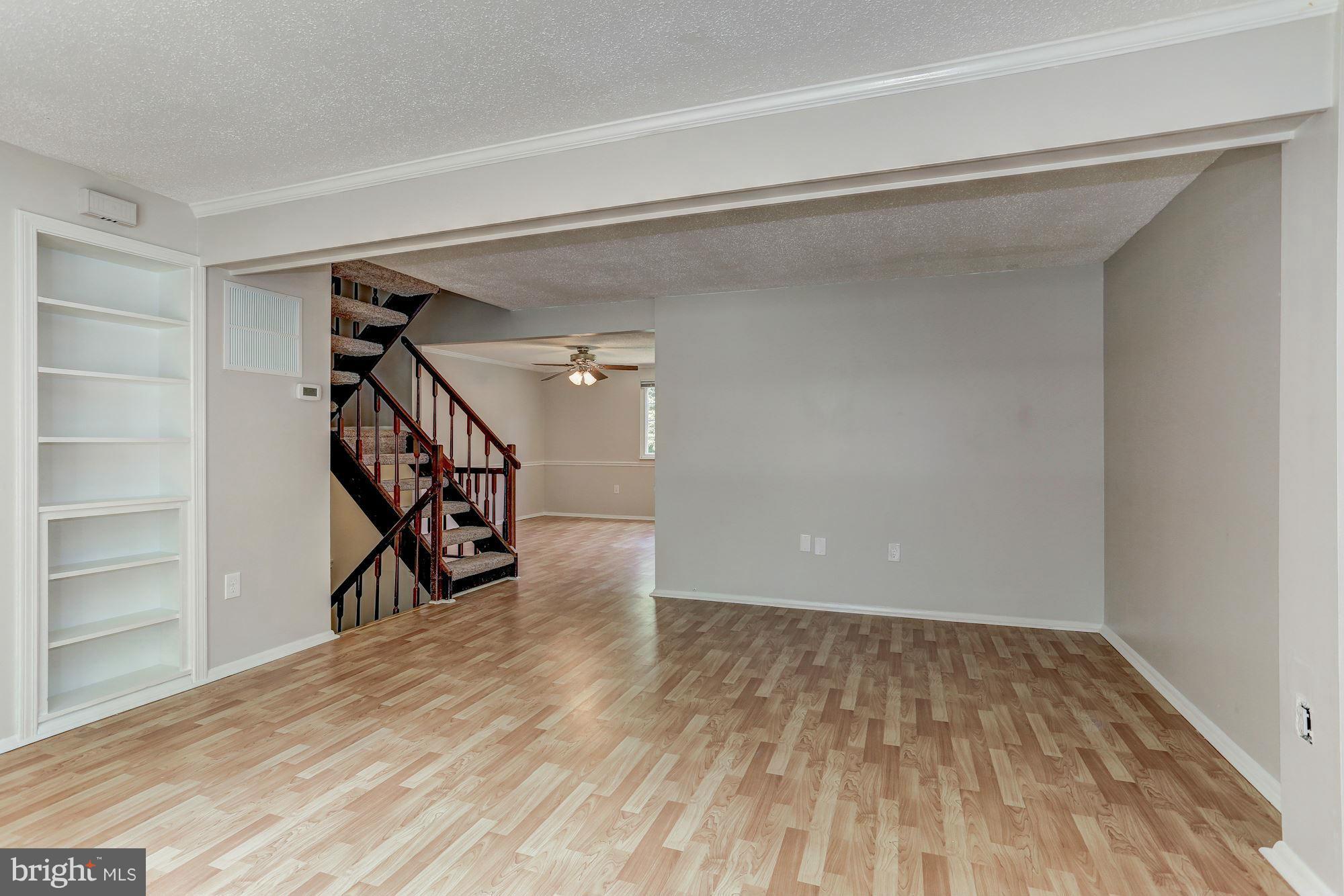 5831 Canvasback Road Burke, VA 22015 - Photo 4 of 26 Dining Room