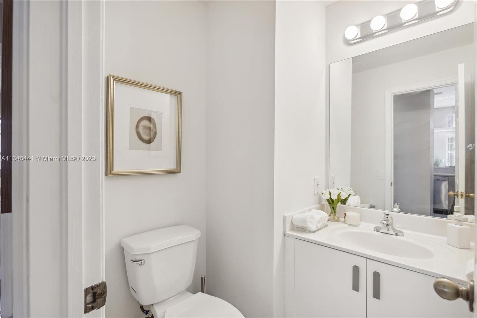 2883 Oakbrook Drive Weston, FL 33332 - Photo 25 of 74