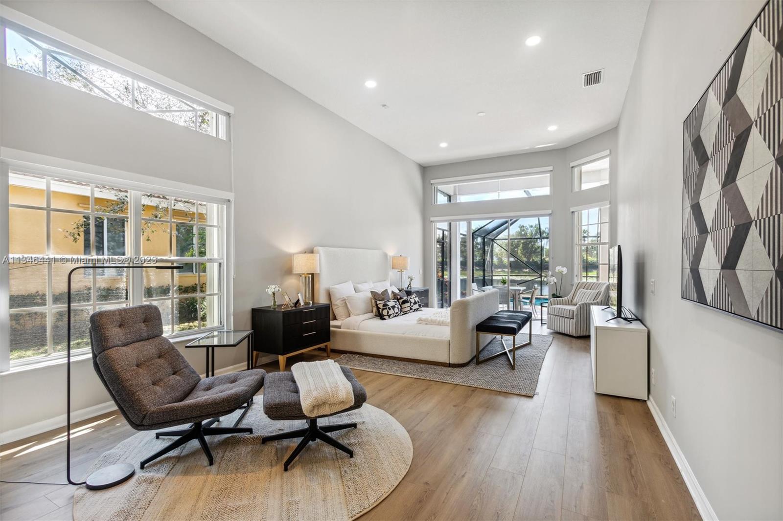 2883 Oakbrook Drive Weston, FL 33332 - Photo 29 of 74