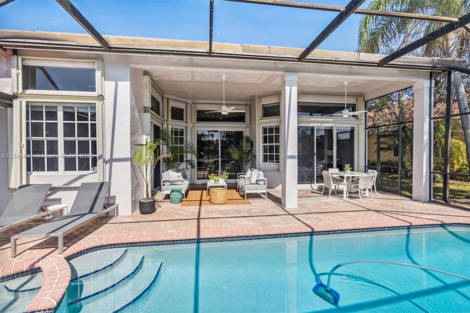 2883 Oakbrook Drive Weston, FL 33332 - Photo 54 of 74