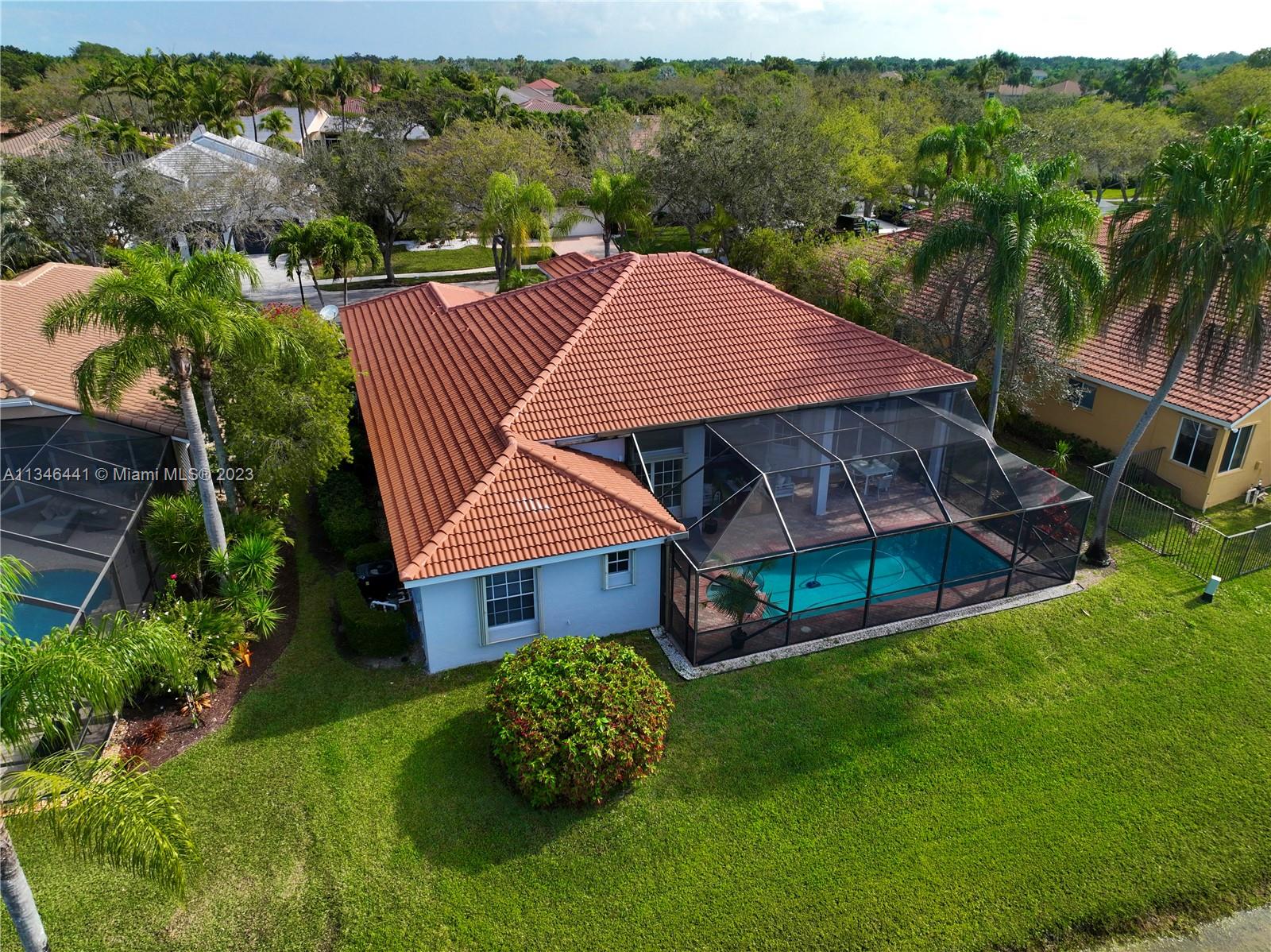 2883 Oakbrook Drive Weston, FL 33332 - Photo 62 of 74