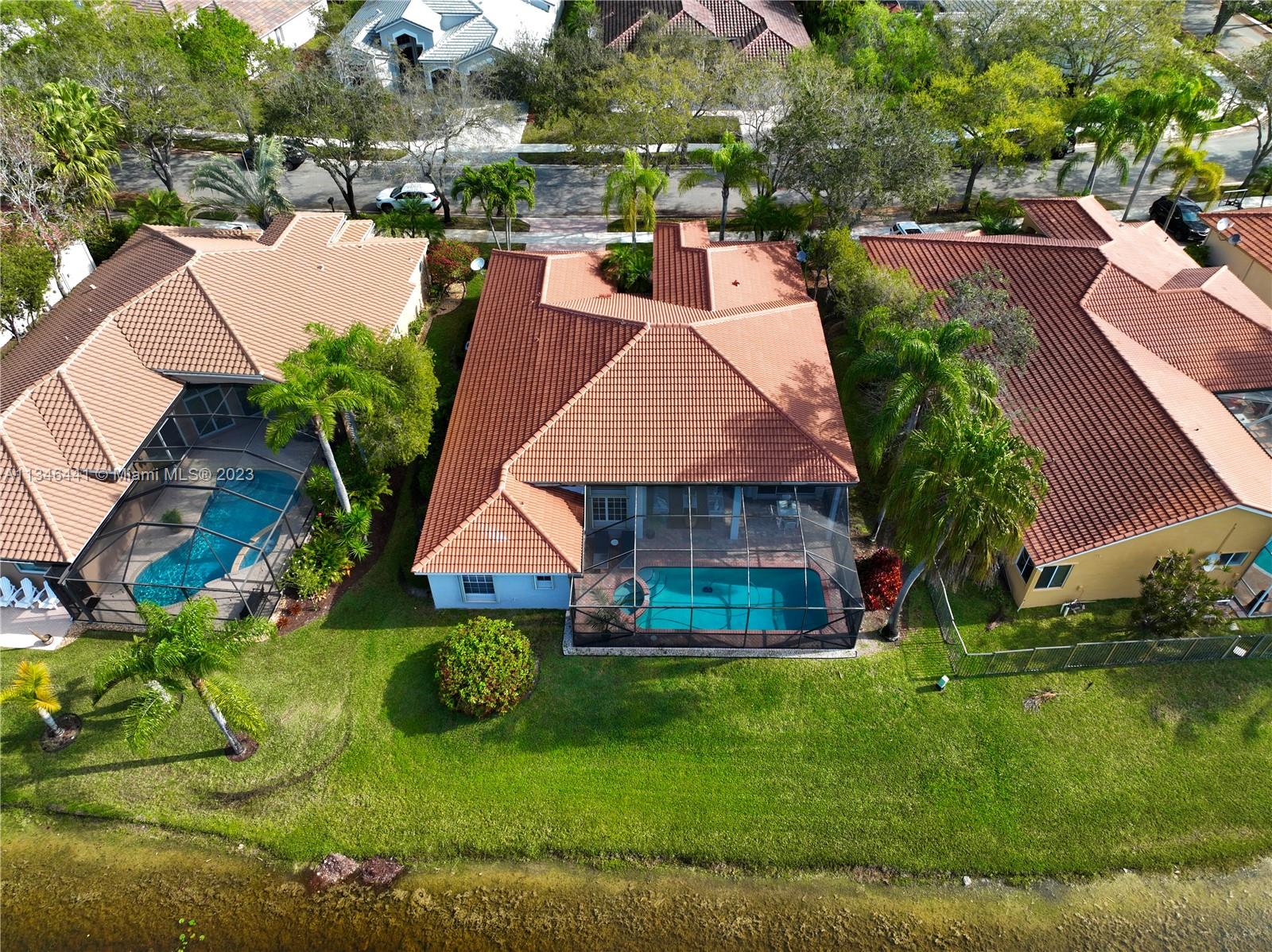 2883 Oakbrook Drive Weston, FL 33332 - Photo 64 of 74