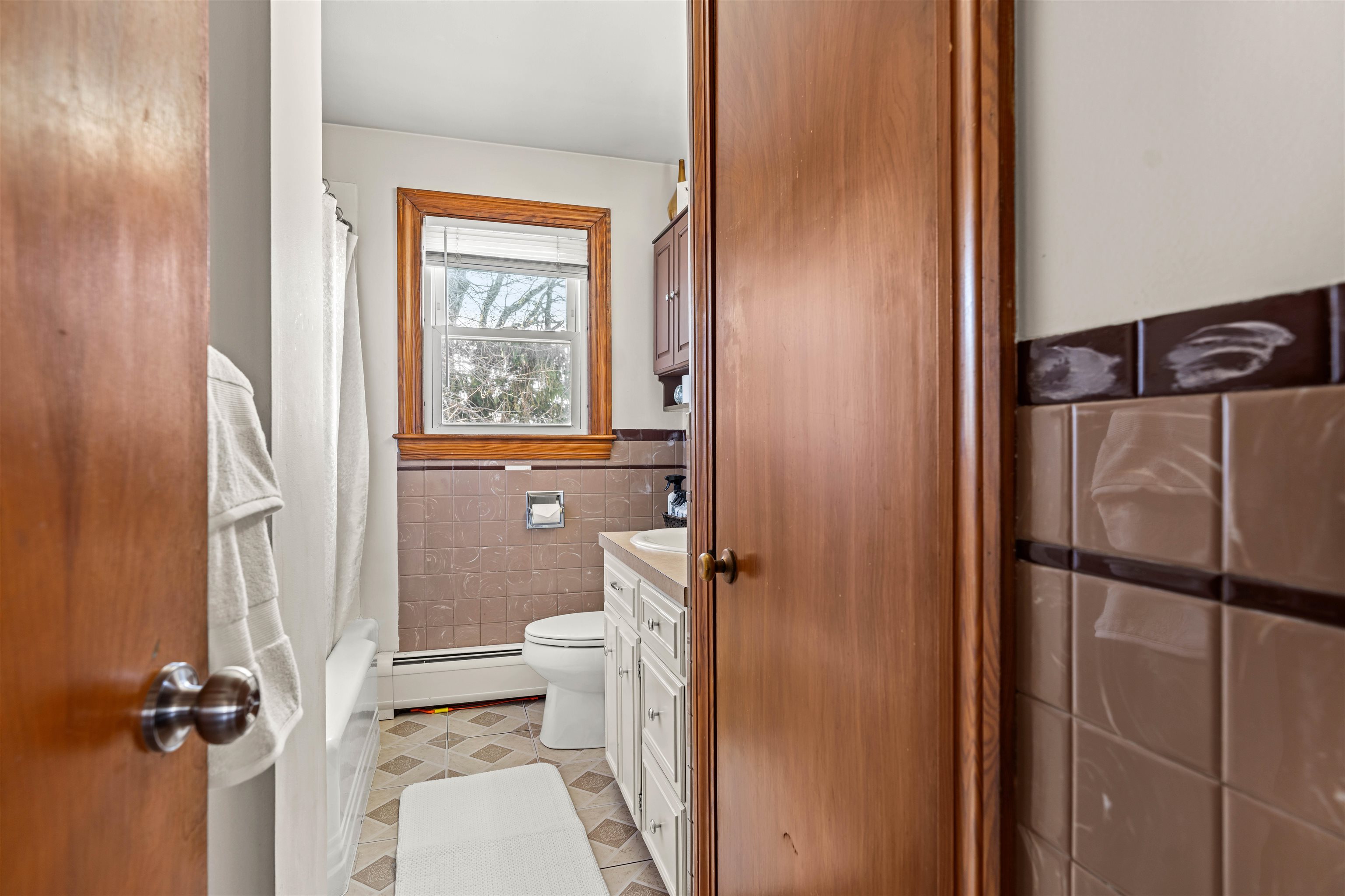 90 Mammoth Road Manchester, NH 03103 - Photo 23 of 33