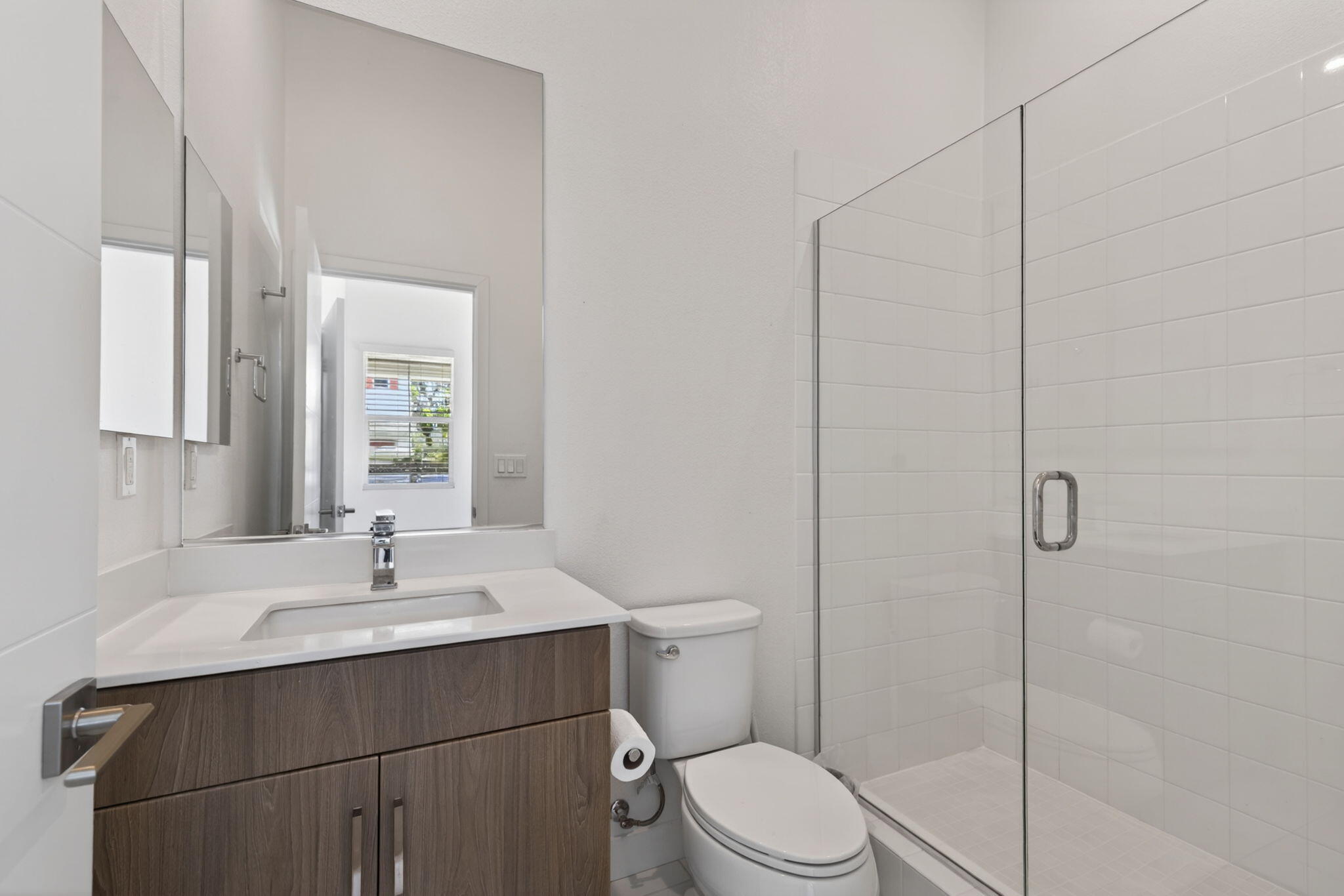 5680 Surfrider Way, Unit 101 Goleta, CA 93117 - Photo 9 of 37 Ground floor Bathroom