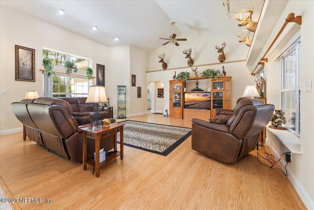 3180 B Pacetti Road, Unit LOT B St. Augustine, FL 32092 - Photo 6 of 43 05-Living Room