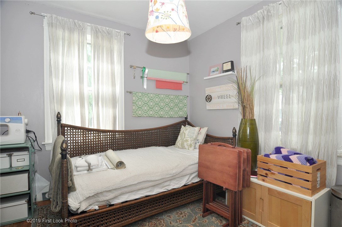 74 King Street Warren, RI 02885 - Photo 15 of 25