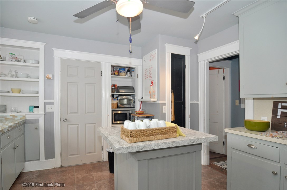 74 King Street Warren, RI 02885 - Photo 5 of 25