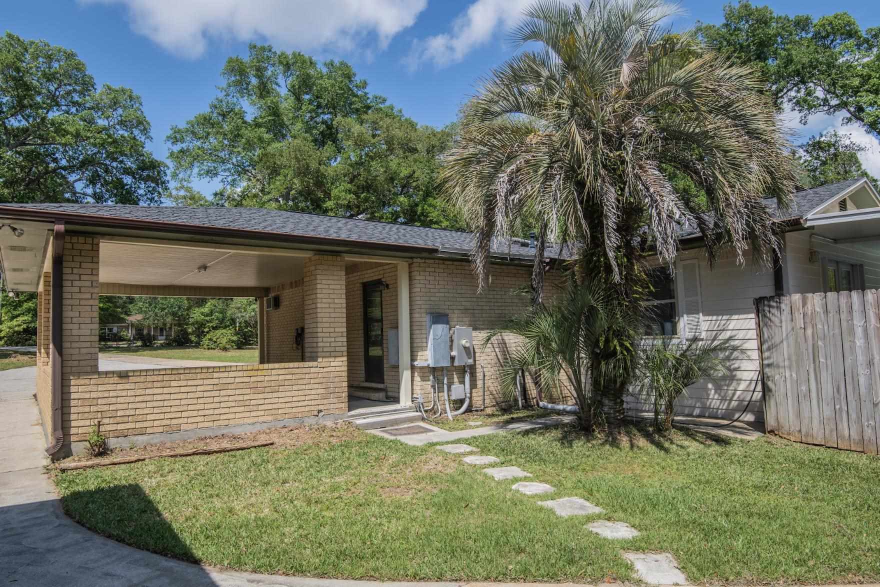 1936 Brentco Road Cantonment, FL 32533 - Photo 11 of 50 Gallery Image 11