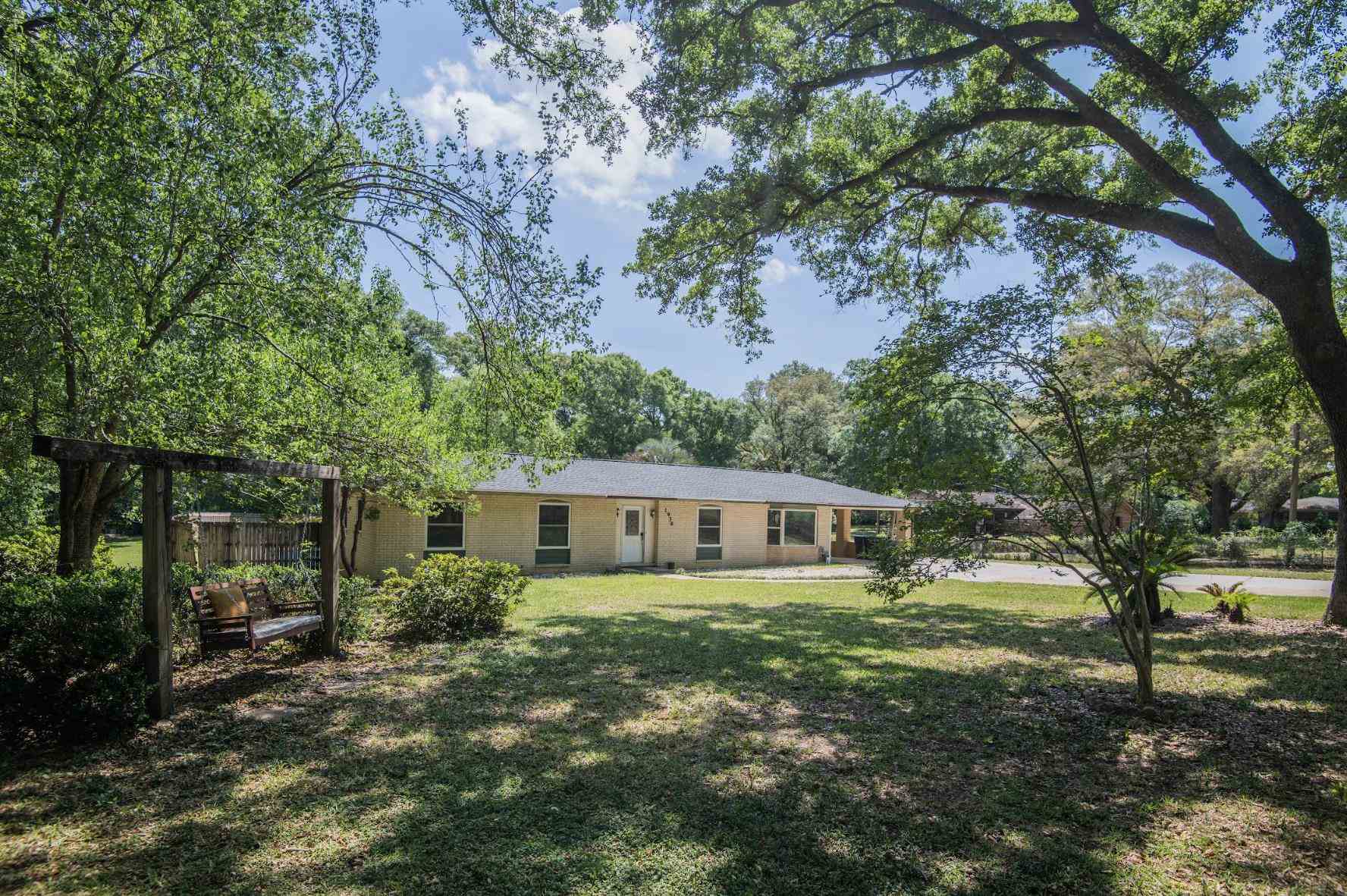 1936 Brentco Road Cantonment, FL 32533 - Photo 6 of 50 Gallery Image 6