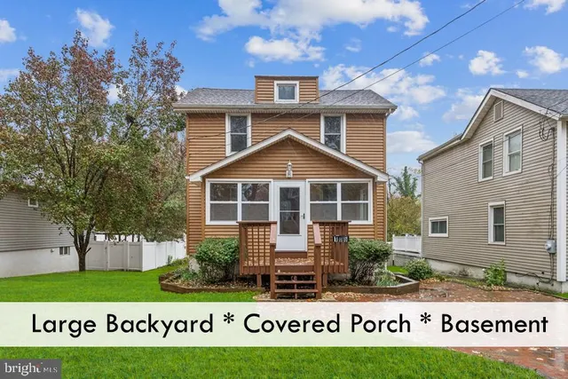 $350,000 | 106 Pine Street, Moorestown, NJ 08057