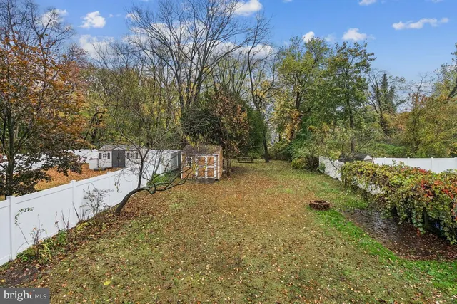 $350,000 | 106 Pine Street, Moorestown, NJ 08057