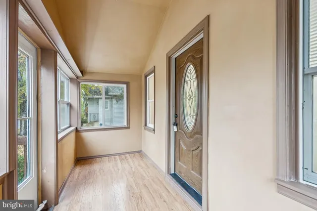 $350,000 | 106 Pine Street, Moorestown, NJ 08057