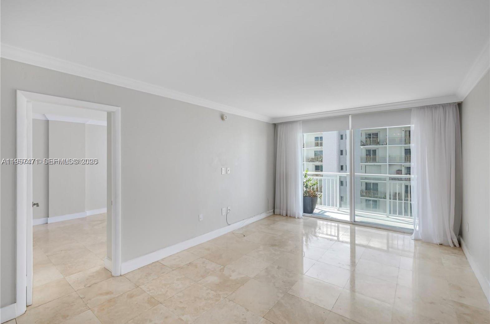 1345 Lincoln Road, Unit 604 Miami Beach, FL 33139 - Photo 5 of 17