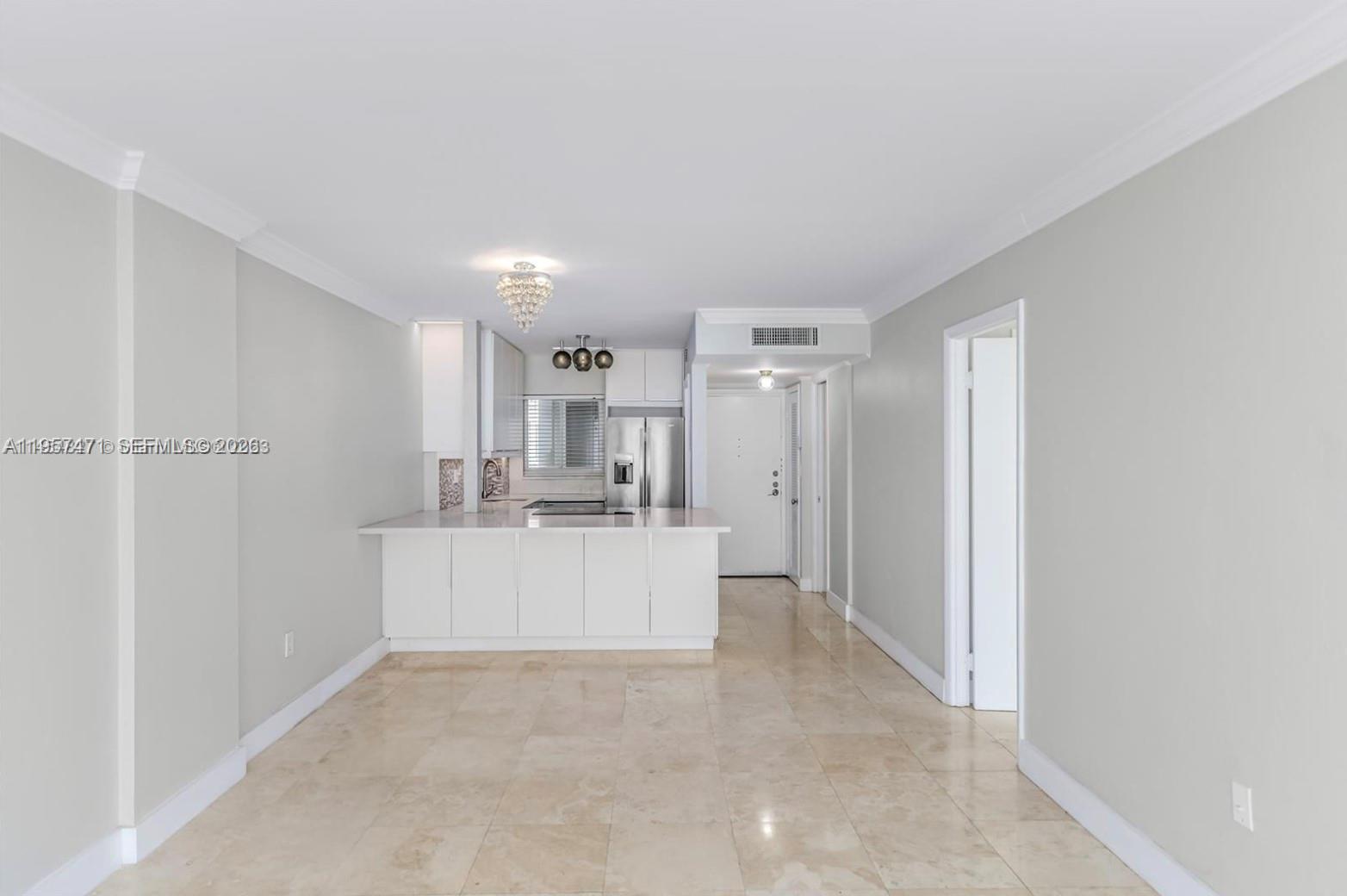 1345 Lincoln Road, Unit 604 Miami Beach, FL 33139 - Photo 7 of 17