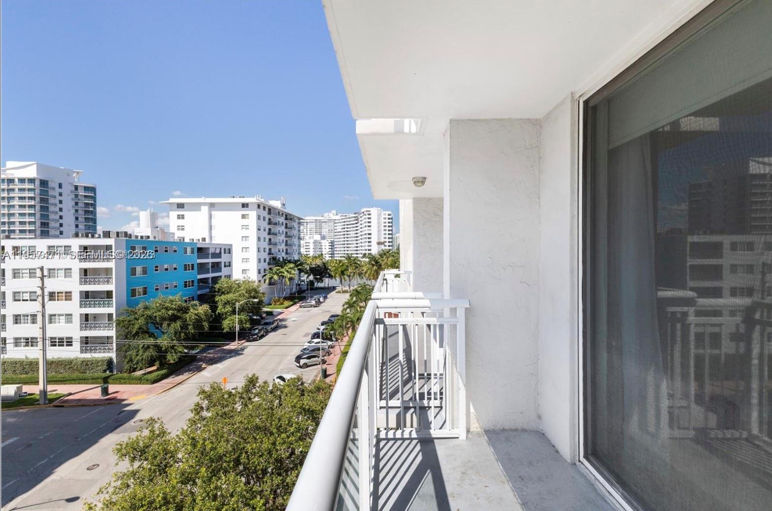 1345 Lincoln Road, Unit 604 Miami Beach, FL 33139 - Photo 9 of 17