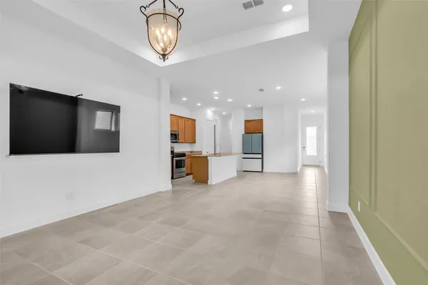 $2,600 | 10607 Katherine Lk Drive, Missouri City, TX 77459