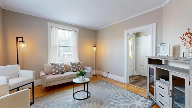 $310,000 | 20 Chapel Street, Augusta, ME 04330