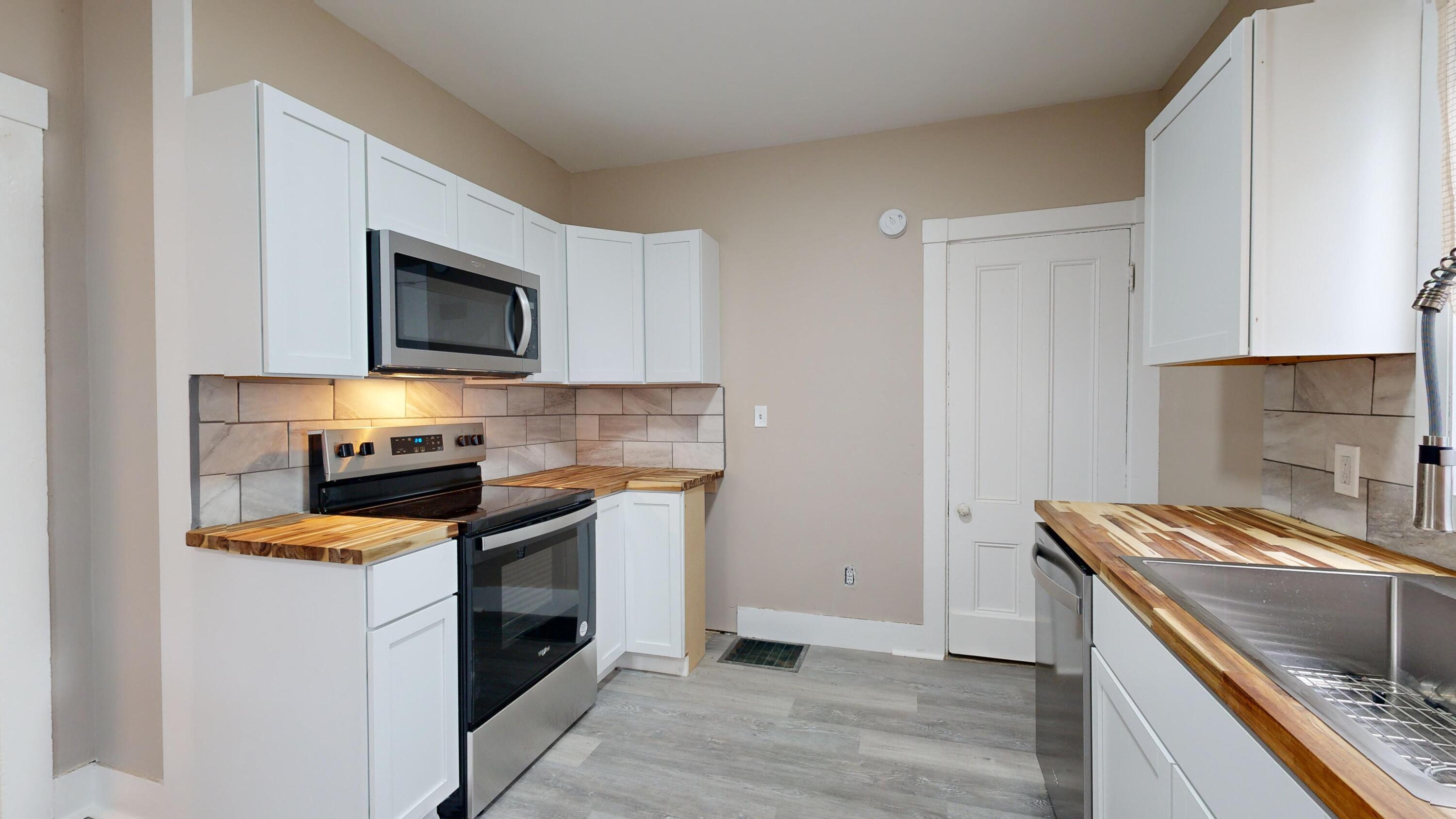 20 Chapel Street Augusta, ME 04330 - Photo 9 of 56 20-Chapel-Street-11292024_091812