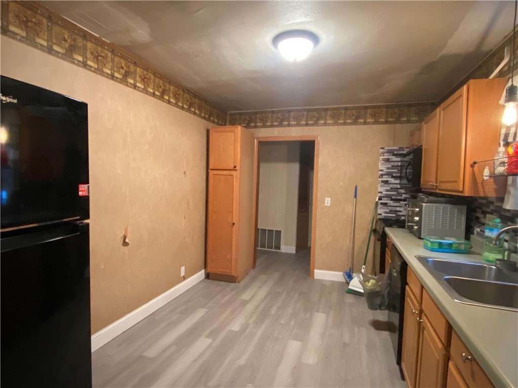 809 Southwest 3rd Street Casey, IL 62420 - Photo 11 of 13 Gallery Image 11