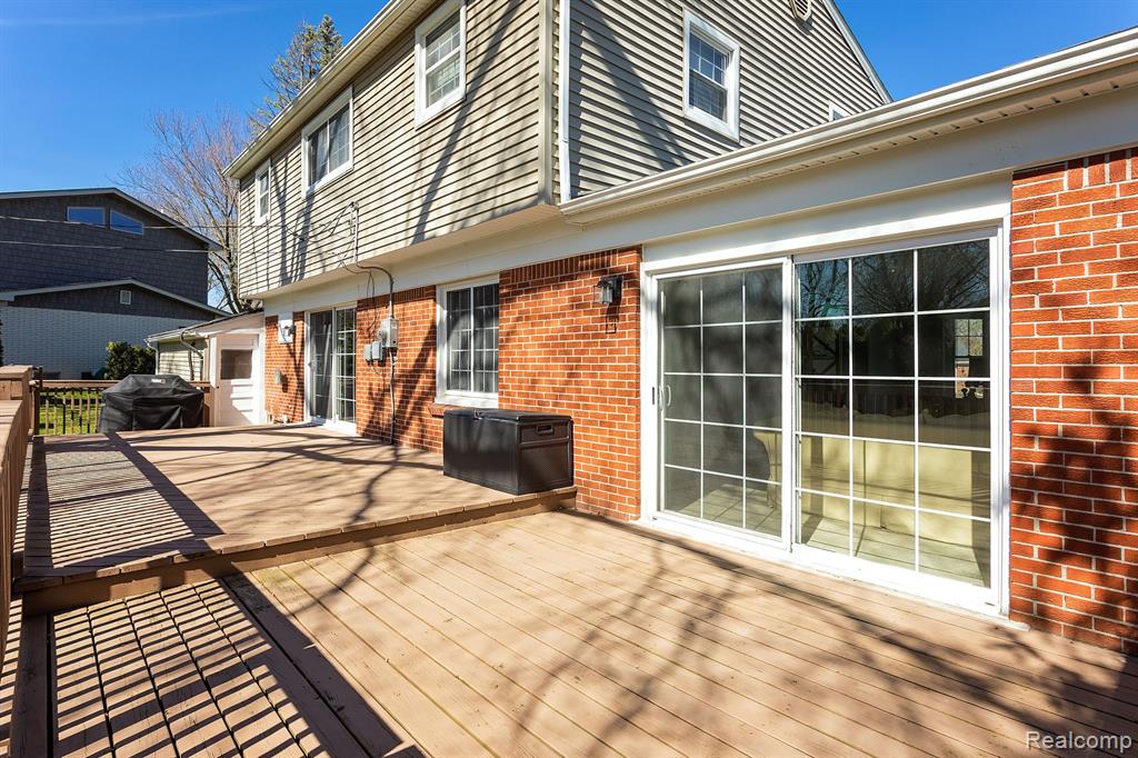 30323 Wicklow Road Farmington Hills, MI 48334 - Photo 26 of 33