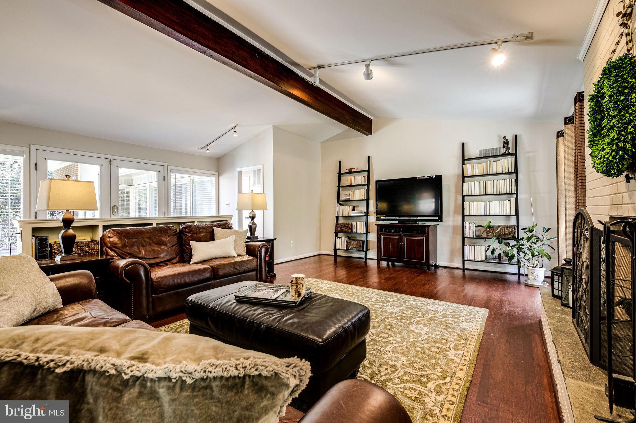 7406 Rippon Road Alexandria, VA 22307 - Photo 12 of 67
